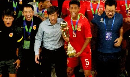 博鱼官网-【U15东亚杯】章琮玺屡现神扑 国少4比2胜日本夺冠